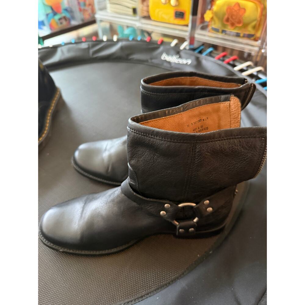 Frye Biker Style Bootie, GUC, Women's Size 10 - Picture 4 of 8